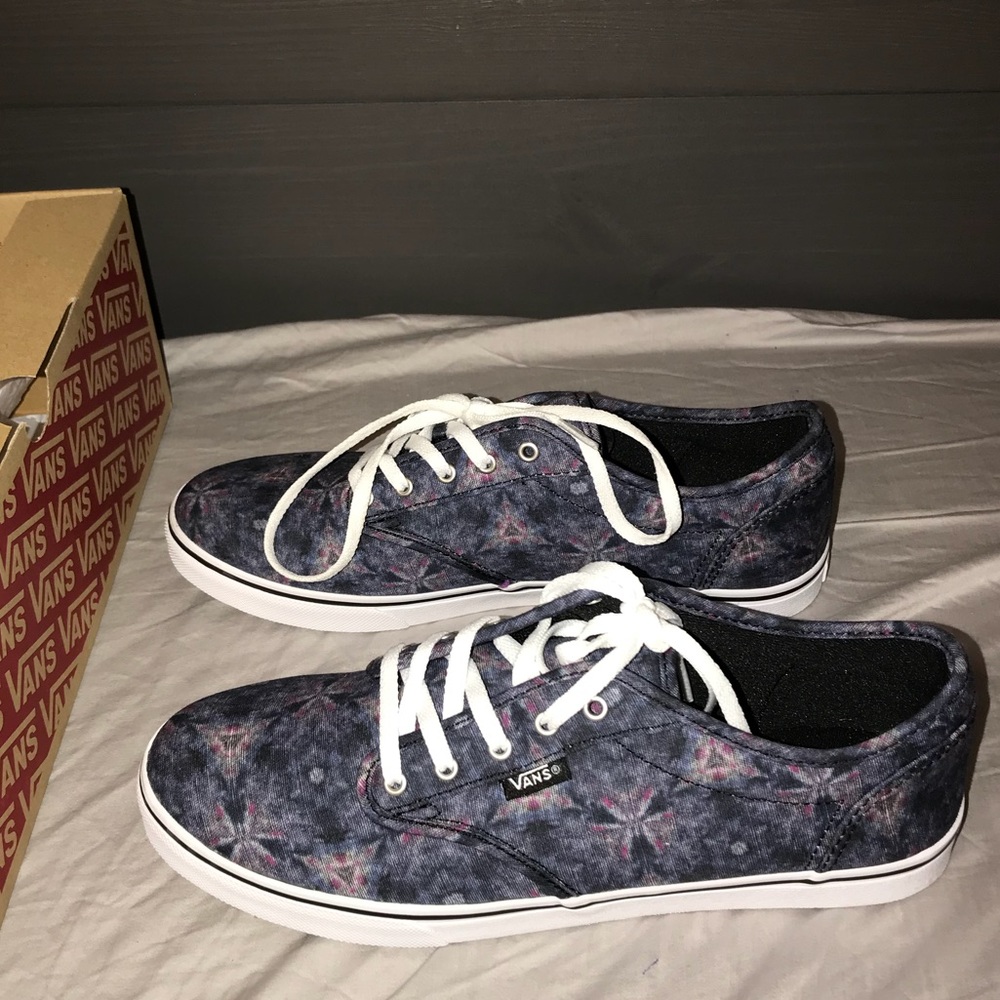 Galaxy Atwood Low Vans